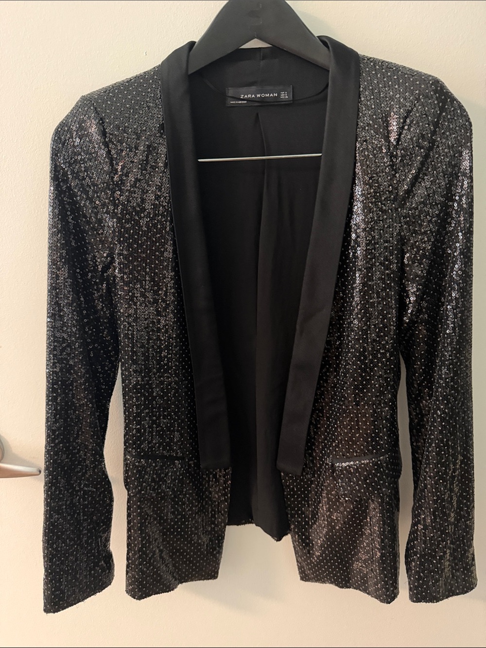 Zara Woman Black Sequin Open-Front Blazer with narrow tuxedo shawl collar size S